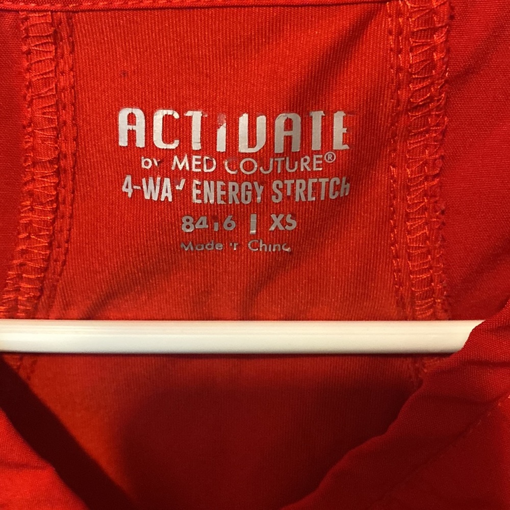 Red Scrub top - Picture 2 of 3